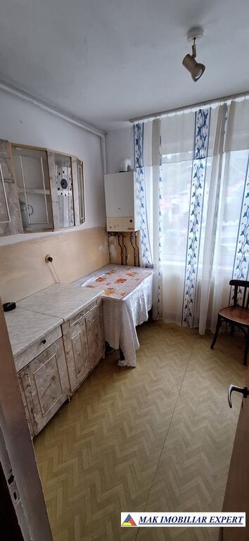 vandut-apartament-2-camere-confort-1-et-34-de-inchiriat-de-vanzare-in-centru-campulung-muscel-arges-7