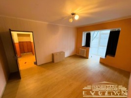 apartament-2-camere-amplasat-la-etaj-1-zona-aleea-scurta-pret-49500-euro