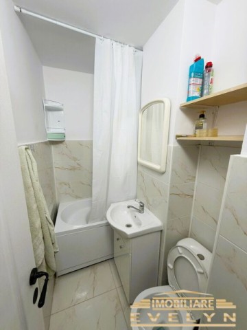 apartament-2-camere-amplasat-la-etaj-1-zona-aleea-scurta-pret-49500-euro-5