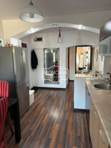 apartament-3-camere-zona-mall-etaj-1-decomandat-8
