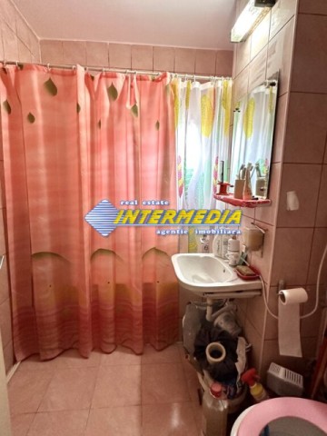 ocazie-apartament-3-camere-modificat-in-4-cu-2-bai-balcon-mare-decomandat-cetate-stadion-etaj-intermediar-10