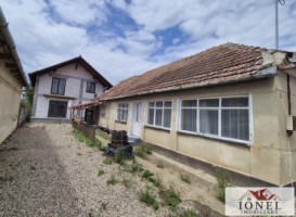 casa-de-vanzare-in-ciumbrud-1
