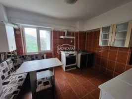 apartament-4-camere-etaj-3-zona-stadion-calea-nationala-2