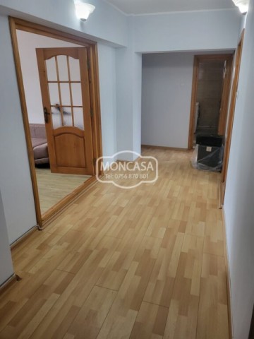 apartament-4-camere-etaj-3-zona-stadion-calea-nationala-9