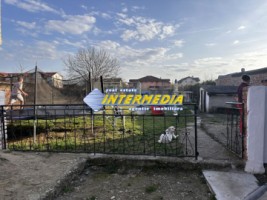 vanzare-1176-mp-teren-intravilan-alba-iulia-zona-hcc-la-asfalt-cu-toate-utilitatiile-canalizare-si-constructie-pe-el