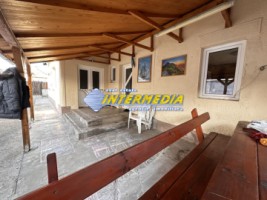 vanzare-1176-mp-teren-intravilan-alba-iulia-zona-hcc-la-asfalt-cu-toate-utilitatiile-canalizare-si-constructie-pe-el-4
