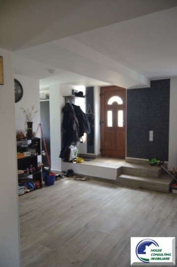 casa-de-vacanta-situata-in-bustenipiatra-arsa-11