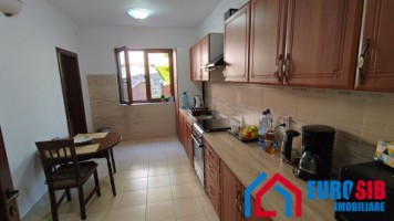 casa-individuala-4-dormitoare-garaj-teren-1457-mp-in-sibiu-mohu-16