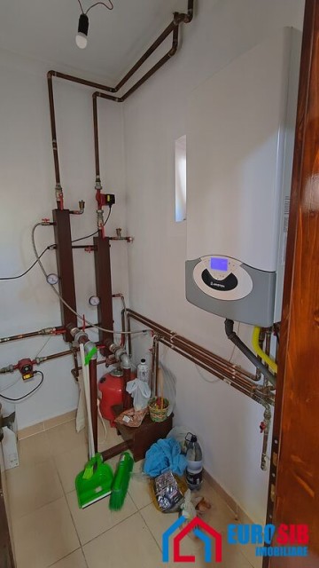 casa-individuala-4-dormitoare-garaj-teren-1457-mp-in-sibiu-mohu-17