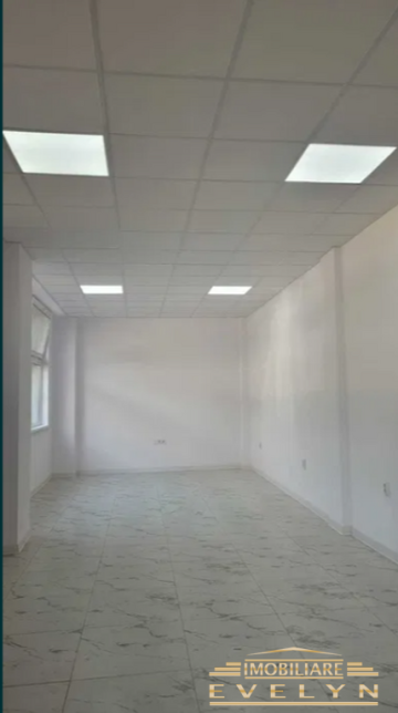 spatiu-comercial-de-inchiriat-recent-renovat-ideal-pentru-afacerea-ta-1