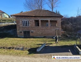 casa-3-camere-de-vanzare-teren-300-mp-stalpeni-arges-2