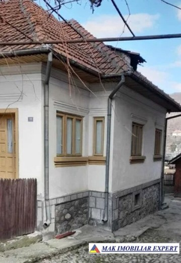 casa-4-camere-teren-764-mp-corbi-arges-3