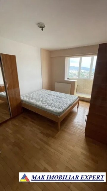 vand-apartament-3-camere-confort-1-et-78-central-campulung-muscel-arges-4