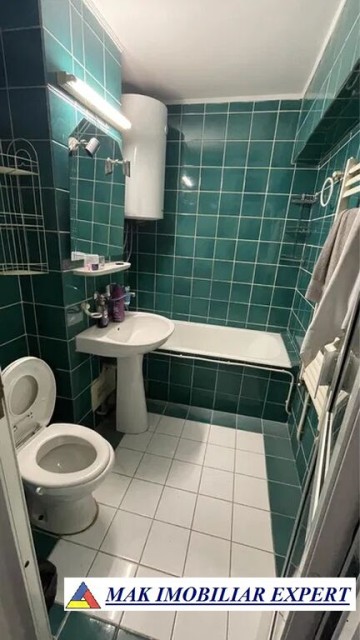 vand-apartament-3-camere-confort-1-et-78-central-campulung-muscel-arges-12
