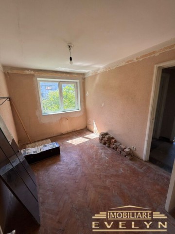 de-vanzare-apartament-3-camere-zona-centrala-aleea-maxim-gorki-62-mp-etaj-3-4