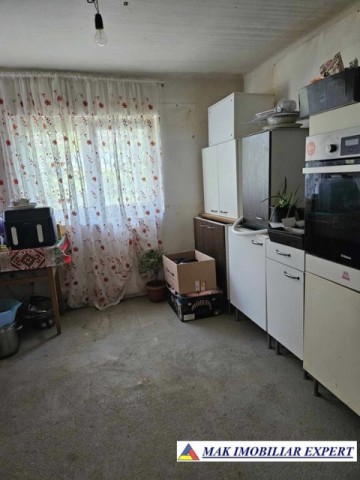 vila-5-camere-teren-811-mp-de-vanzare-in-bradulet-arges-5