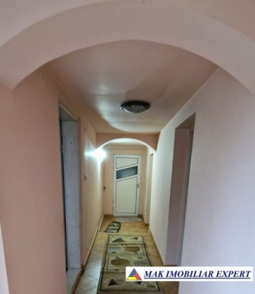 vila-5-camere-teren-1000-mp-de-vanzare-cetateni-arges-10