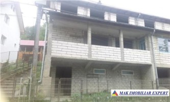 vila-nefinisata-450-mp-parcare-pretabila-pentru-pensiune-de-vanzare-in-bradulet-arges-5