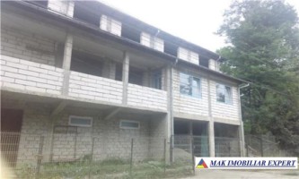 vila-nefinisata-450-mp-parcare-pretabila-pentru-pensiune-de-vanzare-in-bradulet-arges-4