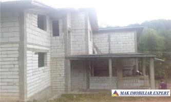 vila-nefinisata-450-mp-parcare-pretabila-pentru-pensiune-de-vanzare-in-bradulet-arges-10