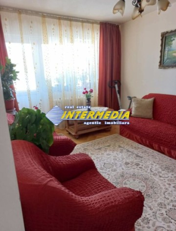 apartament-3-camere-de-vanzare-in-alba-iulia-cetate-zona-piata-7