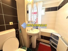 inchiriere-apartament-3-camere-decomandat-alba-bloc-nou-zona-centru-bcr-3
