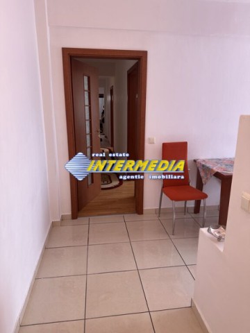 inchiriere-apartament-3-camere-decomandat-alba-bloc-nou-zona-centru-bcr-6