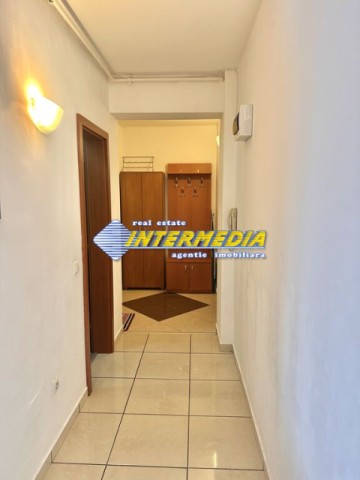 inchiriere-apartament-3-camere-decomandat-alba-bloc-nou-zona-centru-bcr-13
