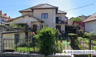 vila-8-camere-teren-560-mp-in-flamanda-campulung-arges