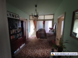 vila-8-camere-teren-560-mp-in-flamanda-campulung-arges-5