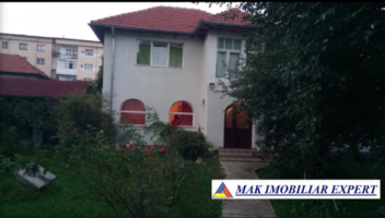 vila-3-camere-teren-800-mp-centru-campulung-muscel-arges-3