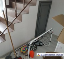 dublura-vila-cu-9-camere-si-teren-de-1400-mp-de-vanzare-in-bughea-de-sus-5