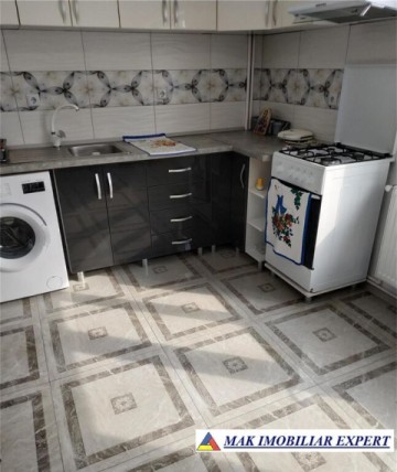 dublura-vila-cu-9-camere-si-teren-de-1400-mp-de-vanzare-in-bughea-de-sus-4