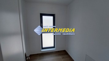 casa-noua-individuala-cu-4-camere-in-zona-alba-micesti-cu-toate-utilitatile-finisata-la-cheie-11