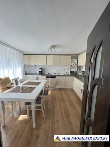 vila-5-camere-cu-teren-de-1000-mp-de-vanzare-in-leresti-arges-6