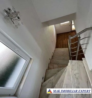 vila-5-camere-cu-teren-de-1000-mp-de-vanzare-in-leresti-arges-9