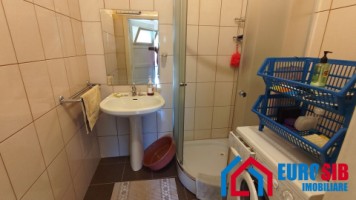casa-singur-in-curte-in-sibiu-zona-piata-cibin-9