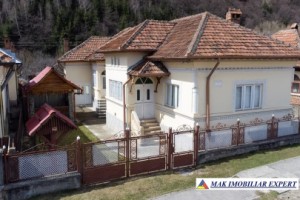 casa-5-camere-teren-800-mp-leresti-arges