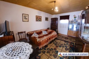 casa-5-camere-teren-800-mp-leresti-arges-3