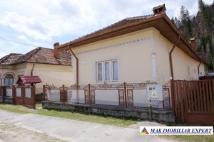 casa-5-camere-teren-800-mp-leresti-arges-1