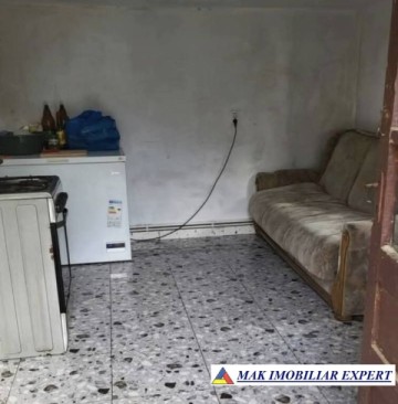 vand-casa-3-camere-teren-2800-mp-vladesti-arges-4