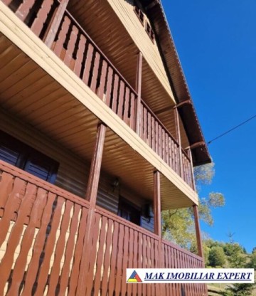 cabana-lemn-5-cam-teren-400-mp-ciocanu-dambovicioara-arges-3