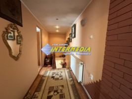 casa-vanzare-ighiu-cu-390-mp-teren-finisara-si-inprejmuit-si-utilitati-16