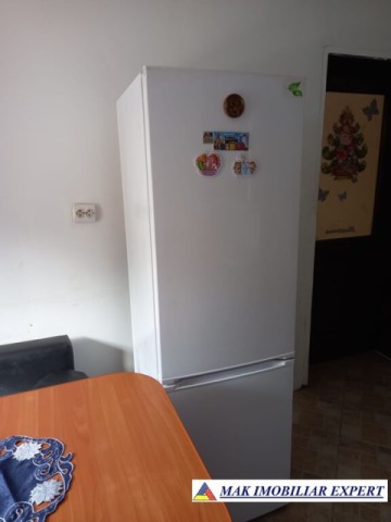 tepari-apartament-2-camere-de-inchiriat-confort-1-etaj-p-din-4-visoi-campulung-muscel-arges-9