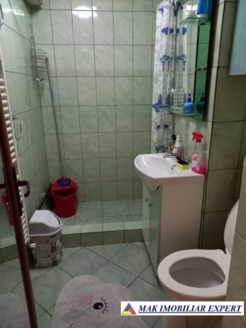 tepari-apartament-2-camere-de-inchiriat-confort-1-etaj-p-din-4-visoi-campulung-muscel-arges-11