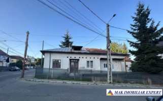 casa-3-camere-teren-250-mp-in-centru-campulung-muscel-arges