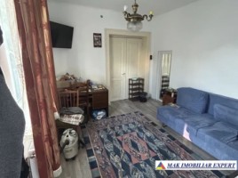 casa-3-camere-teren-250-mp-in-centru-campulung-muscel-arges-8