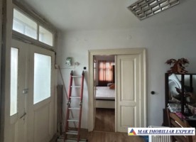 casa-3-camere-teren-250-mp-in-centru-campulung-muscel-arges-7