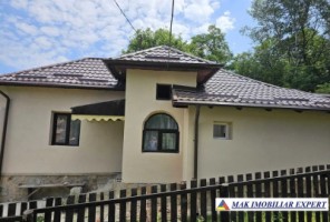 casa-3-camere-teren-3270-mp-valea-barbusii-campulung-muscel-1