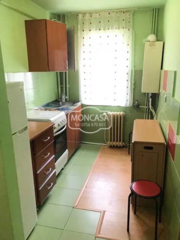 apartament-2-camere-zona-primaverii-etaj-1-4